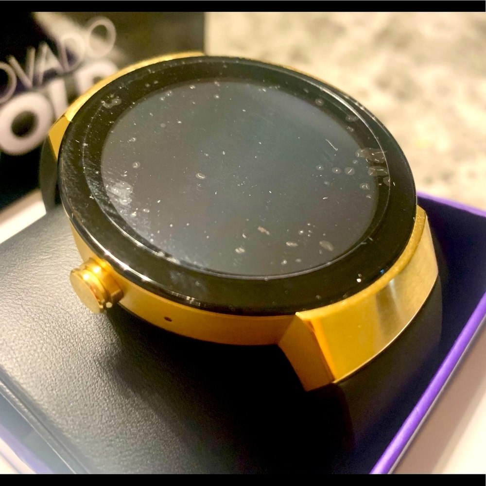 LIMITED EDITION GOLD MOVADO BOLD!! SMART WATCH..
